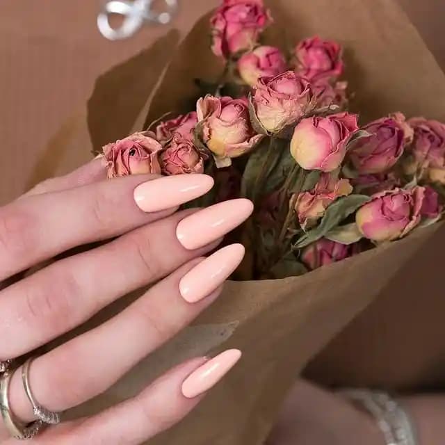 Kalıcı İpek Kirpikler: Doğal Görünüm ve Uzun Süreli Güzellik Çözümleri