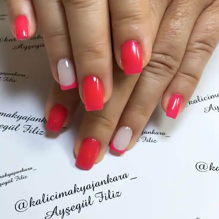 Kalıcı Oje ve Nail Art Uygulamaları: Uzun Süre Dayanan Estetik Çözümler