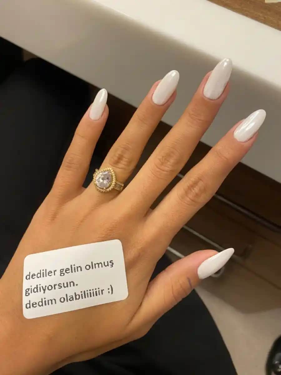 Kalıcı Tırnak Uygulamaları: Teknikler, Avantajlar ve Bakım İpuçları