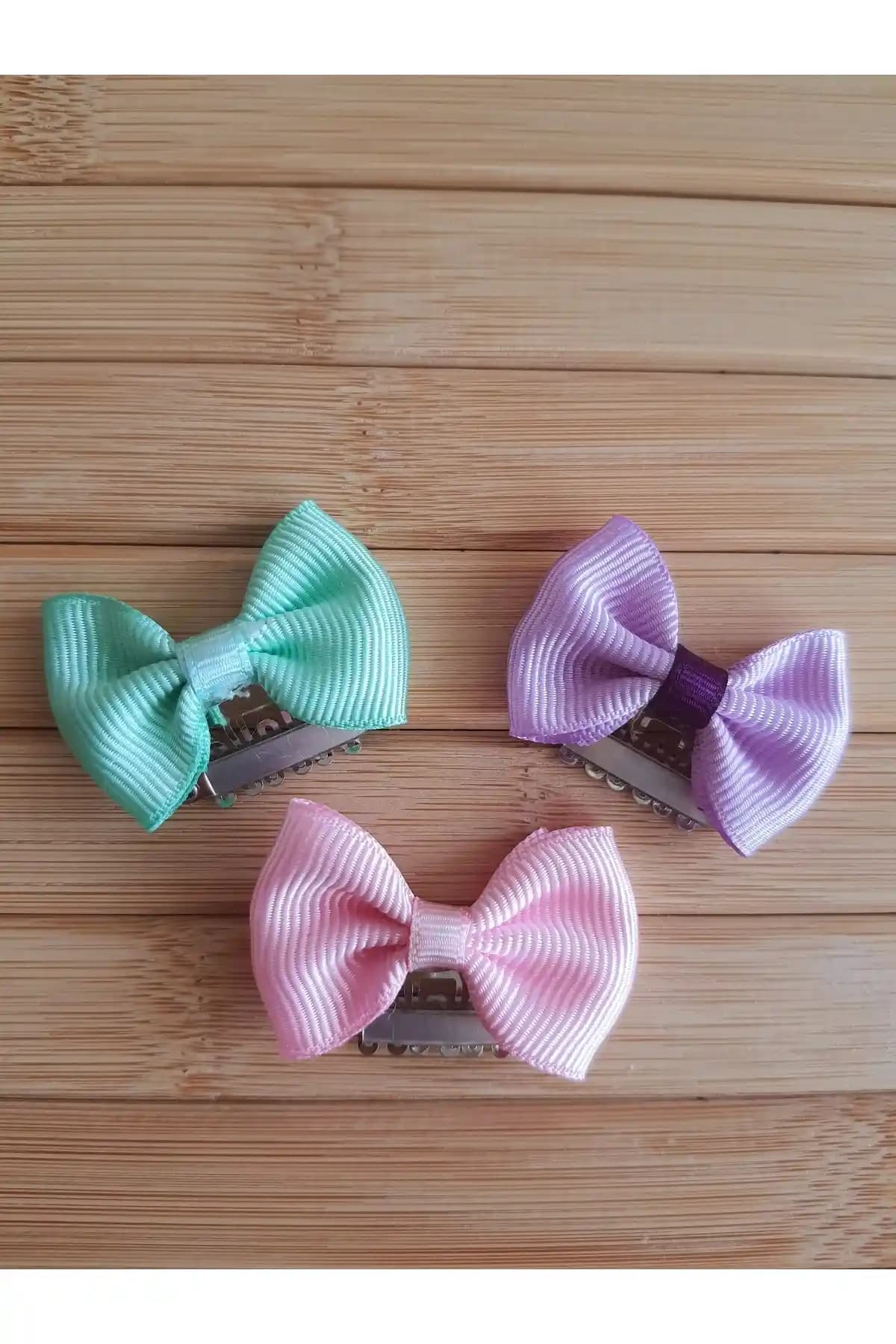 Kız Bebekleri İçin Toka ve Saç Aksesuarları Seçimi Trendler ve Güvenlik İpuçları