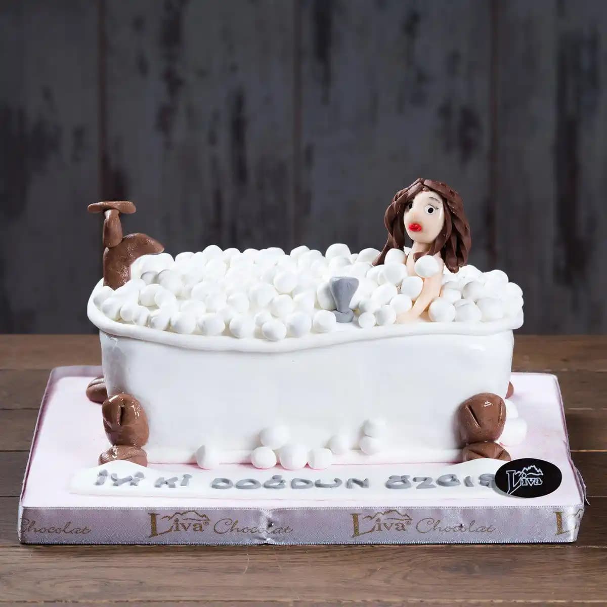 Köpük Banyosu Nedir? Rahatlatıcı ve Güzellik Katlayan Evde Banyo Yöntemleri