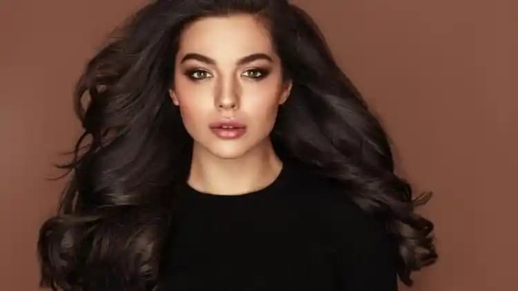 Koyu Kahve Saç Renginin Avantajları ve Stil İpuçlarıyla Doğal Görünüm