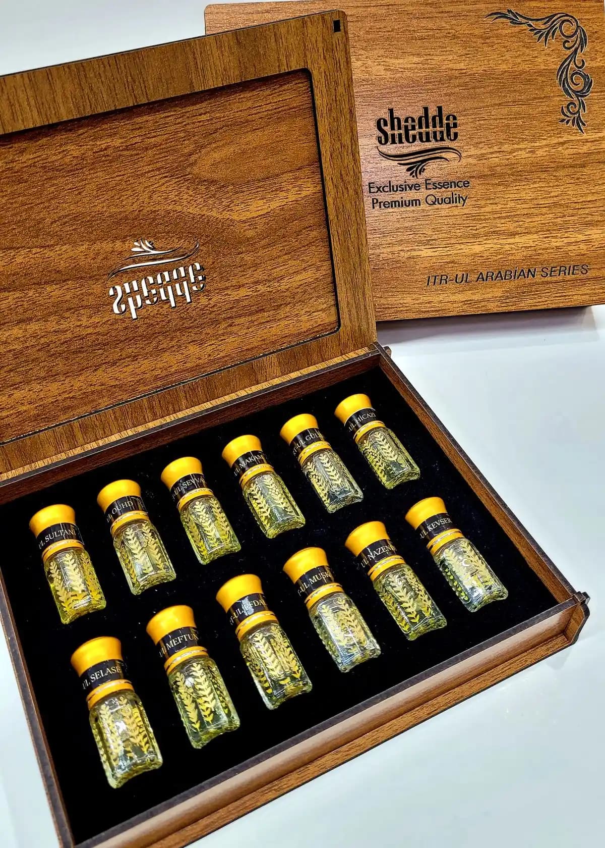 Kozmetikte Esans Markaları ve Kullanım Önerileri Güzellikte Doğru Seçim Rehberi