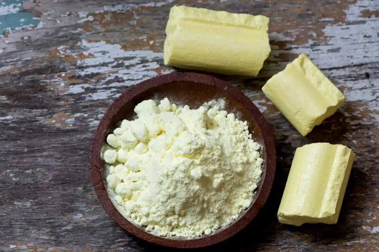 Kükürt Suyunun Kozmetikteki Gücü: Doğal Güzellik İksiri ve Kullanım Alanları