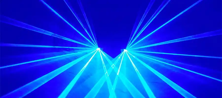 Mavi Işık Nedir Kozmetikte Etkileri ve Koruyucu Ürünler Hakkında Bilgi