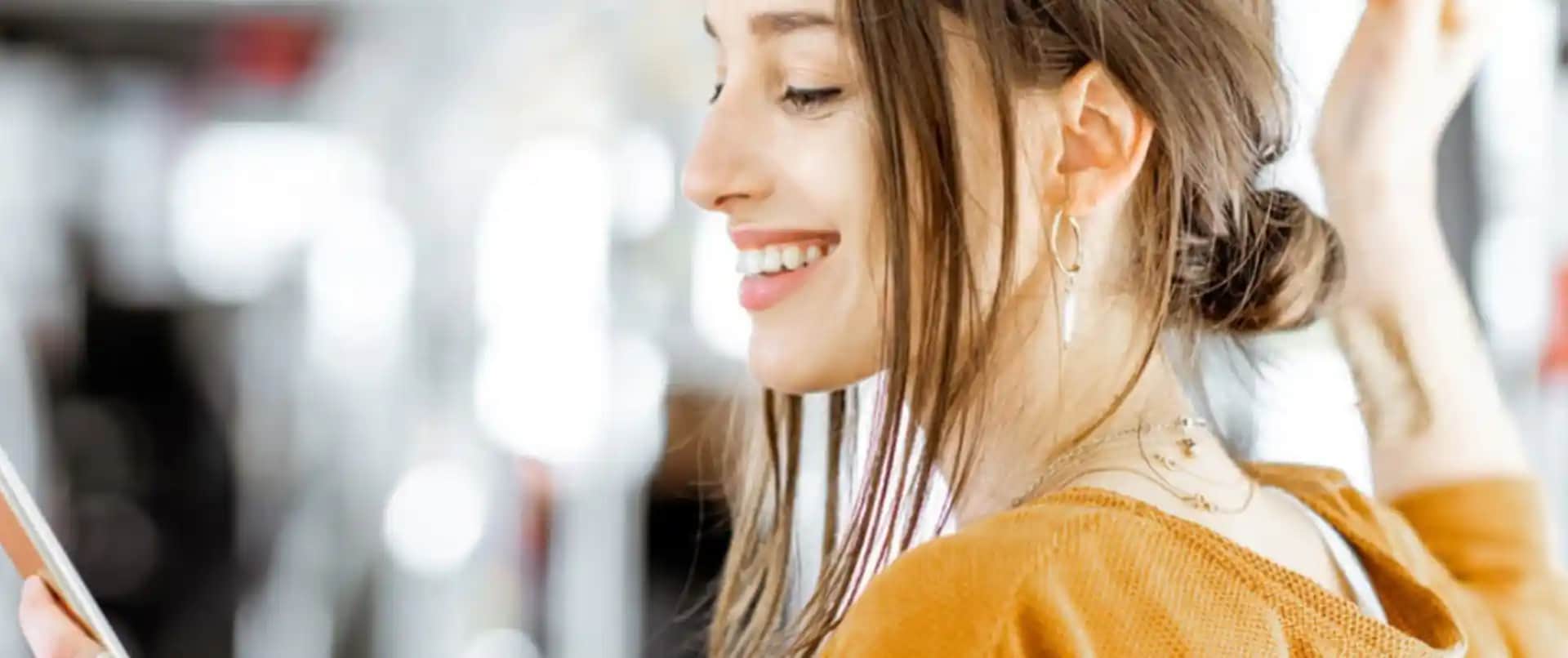 Mavi Işık ve Cilt Sağlığı: Korunma Yöntemleri ve Gerçekler Hakkında Bilmeniz Gerekenler