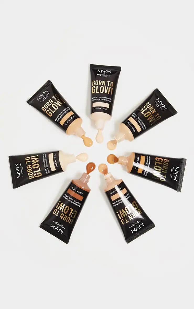 NYX Born to Glow Fondöten ile Doğal Parlak ve Işıltılı Makyaj Deneyimi