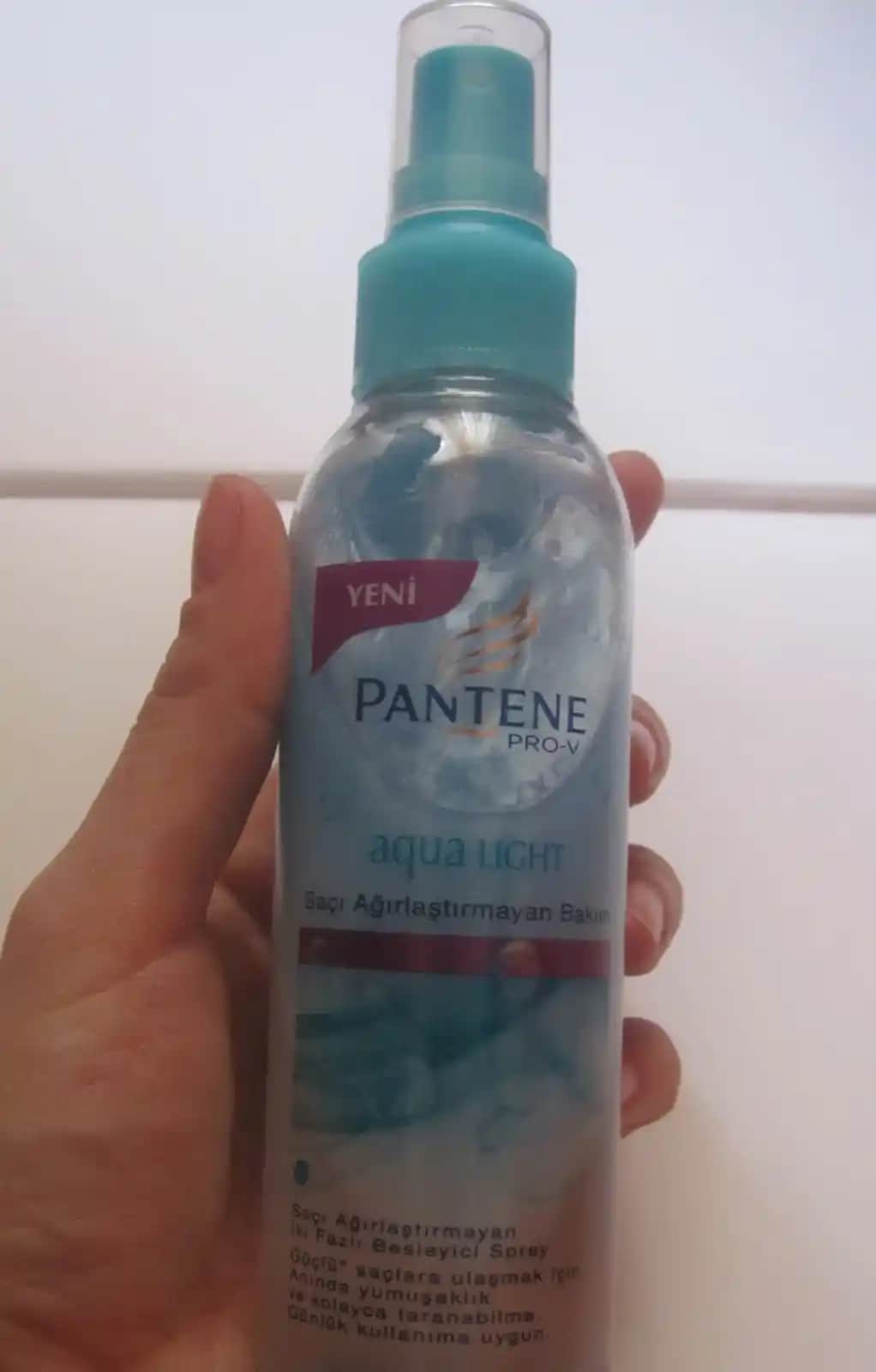 Pantene ile Saçlarınızda Yenilik: Saç Açıcı Ürünlerin Kullanımı ve Avantajları