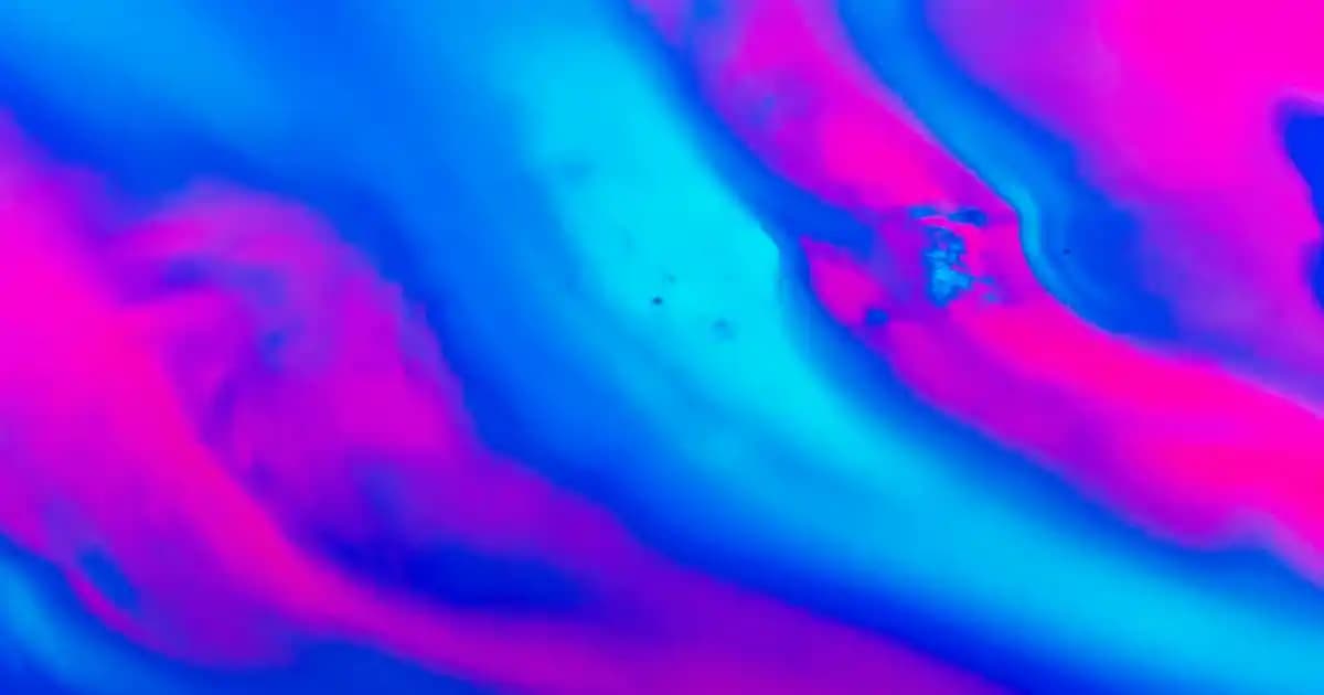 Pembe Çantalar ve Kozmetik Dünyasındaki Güncel Trendler Hakkında Detaylı Bilgi