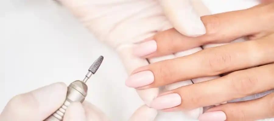 Protez Tırnak Malzemeleri ve Uygulama İpuçları Hakkında Detaylı Bilgi