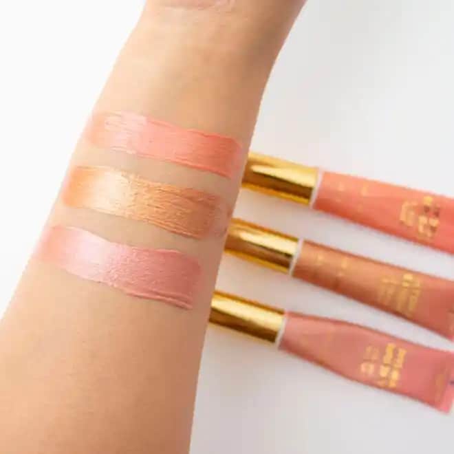 Revolution Pro Hydra Bright Krem Allık ile Doğal ve Parlak Makyaj Deneyimi