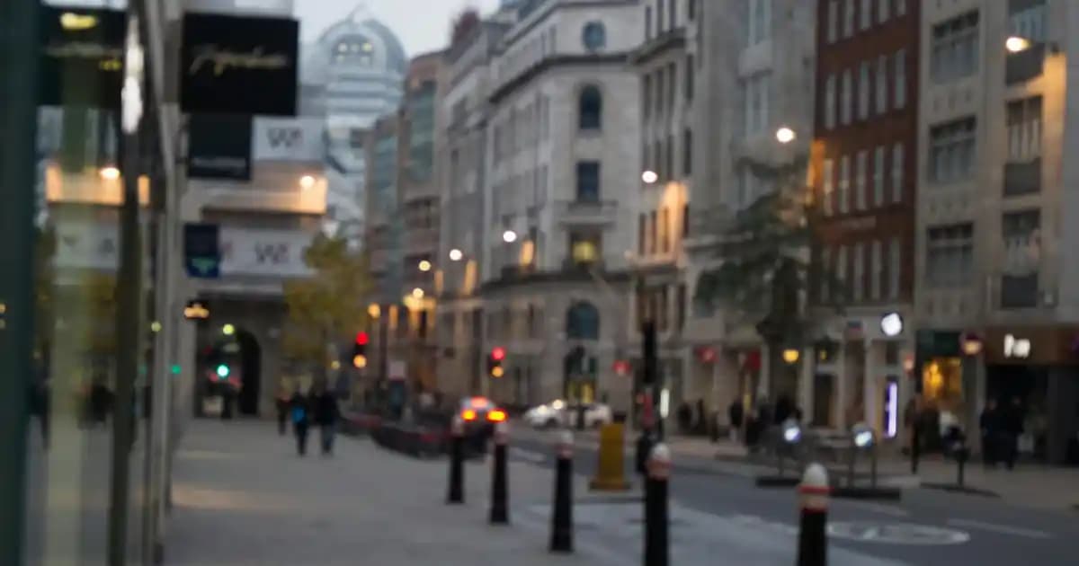 Ruj Lekeleri Nasıl Çıkarılır? Etkili Temizlik Yöntemleri ve İpuçları