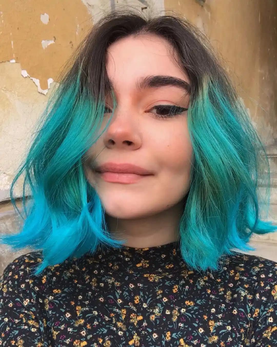 Saç Boyama Trendleri ve Stil Seçenekleriyle Kendinizi Yansıtmanın Yolları