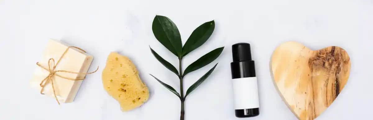 Saç Derisi Kavlamasına Karşı Etkili Doğal ve Kozmetik Çözümlerle Sağlıklı Saçlar