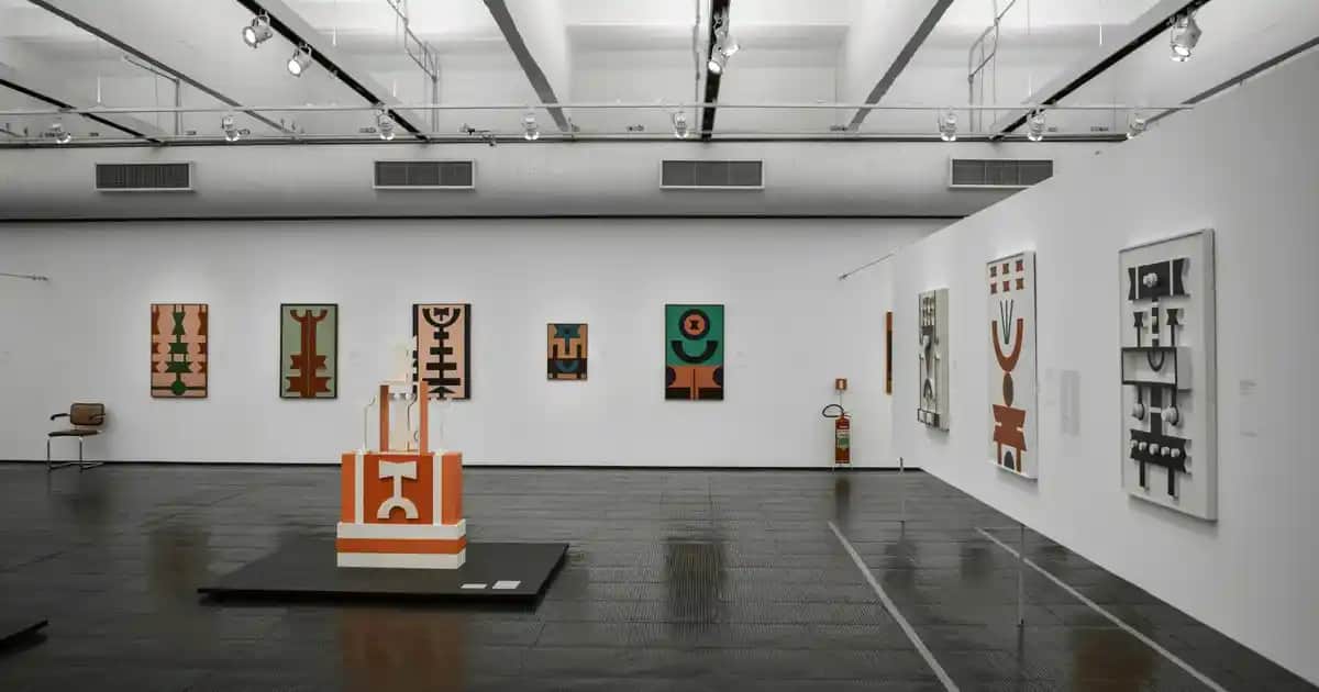 Saç Uzatma Kürleri: Doğal Yollarla Uzayan Saçlar İçin En İyi Rehber