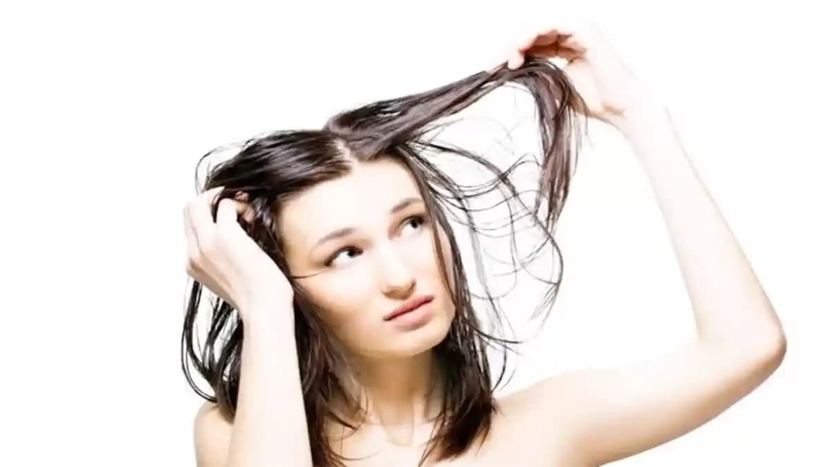 Saç Yağlanmasını Önleyici Etkili Yöntemler ve Sağlıklı Saç Bakımı İpuçları