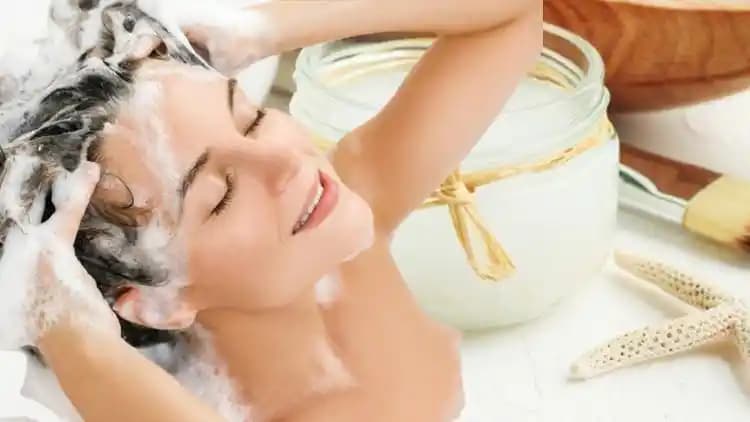 Saçı Yuşatan Ürünler ve Doğal Çözümlerle Parlak Saçlara Ulaşma Rehberi