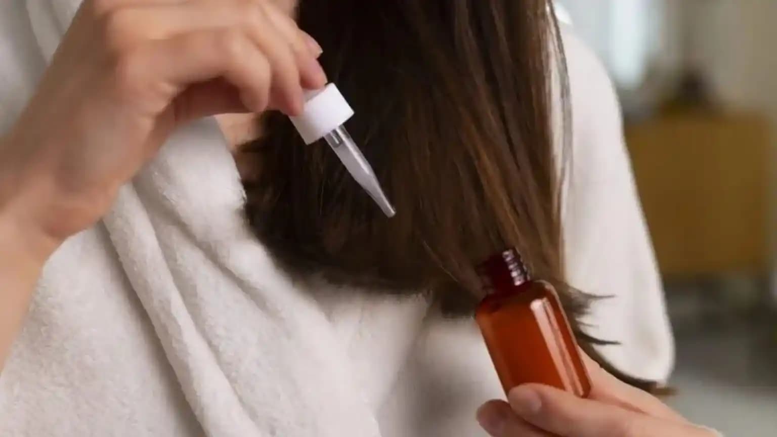 Saçları Nemlendirmek İçin Doğru Bakım ve Etkili Yöntemler Rehberi