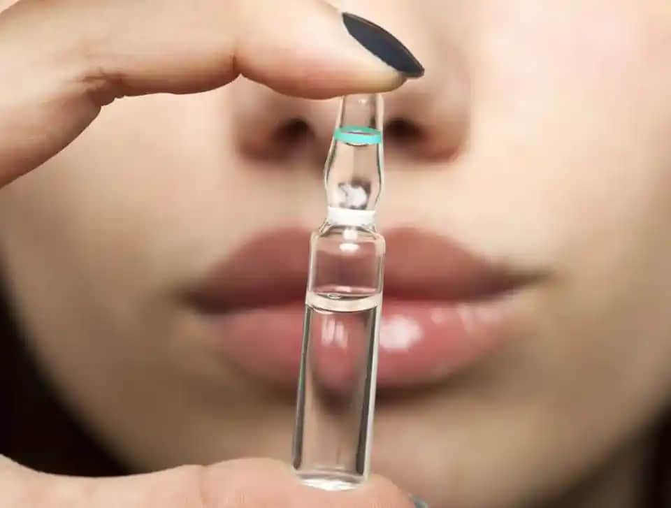 Salisilik Asit ve Hyaluronik Asidin Birlikte Kullanımı: Güvenli ve Etkili Cilt Bakımı İpuçları