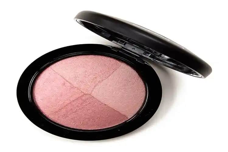 Şeftali Tonu Allık Kullanımı ve Hangi Ten Renklerine Uygun