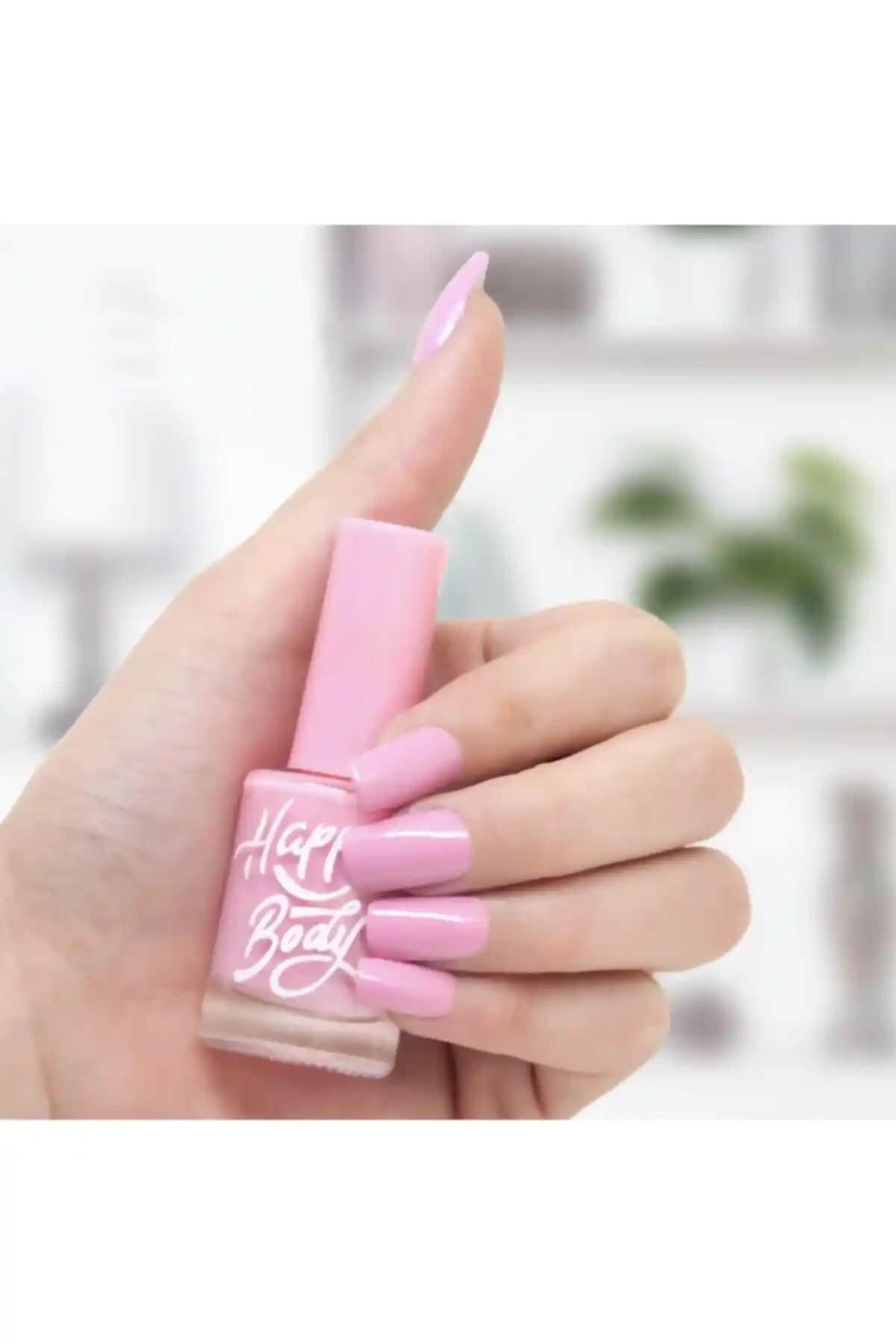 Şeker Pembesi Oje Trendleri ve Uygulama İpuçlarıyla Şıklığınızı Tamamlayın