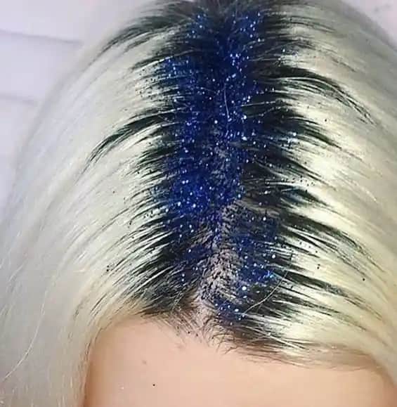 Simli Saç Modelleri: Parlaklık ve Şıklığın Güncel Trendleri ve Uygulama İpuçları