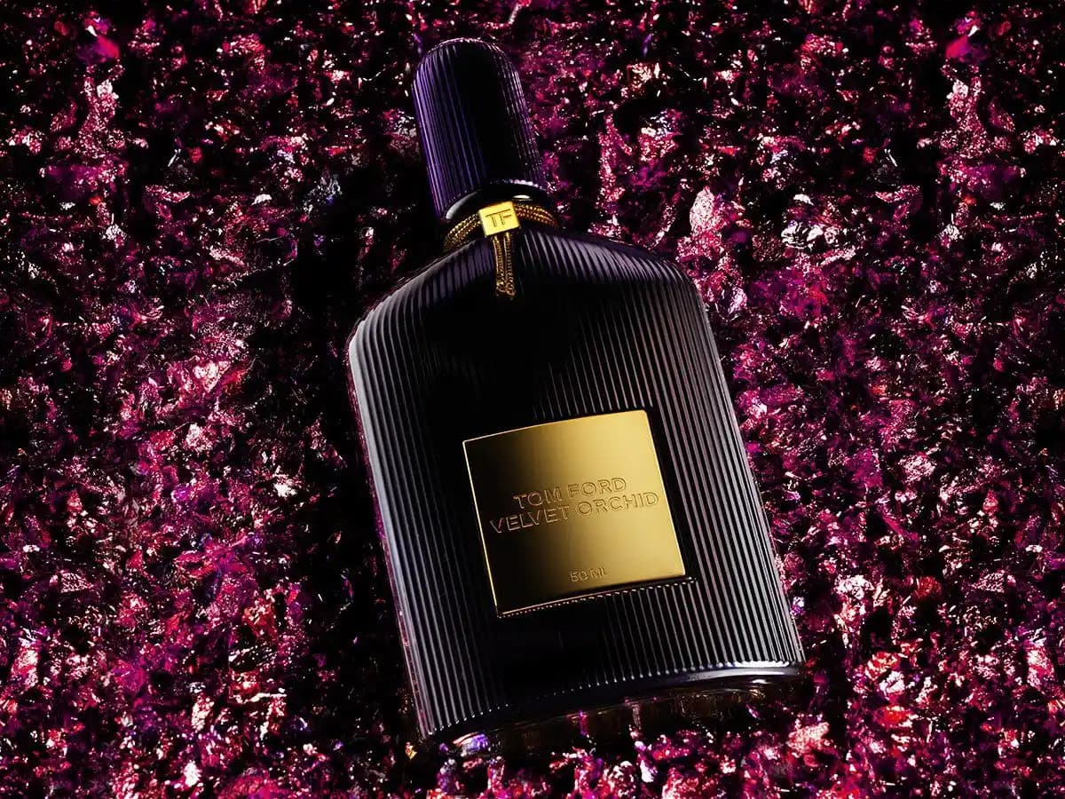 Velvelet Orkide Notaları: Kozmetik Dünyasında Zarafetin ve Doğallığın Simgesi