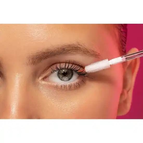 Wet n Wild Kirpik Serumu İncelemesi: Doğal ve Güçlü Kirpikler İçin Etkili Çözüm