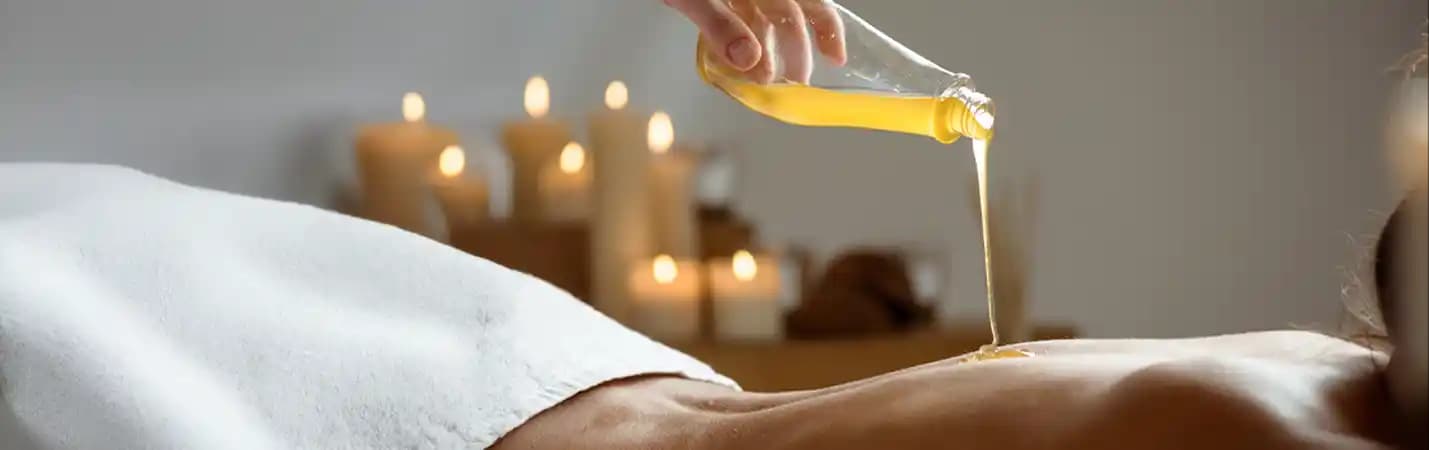 Yağlı Masajın Kozmetikteki Yeri ve Faydaları Güzellik ve Sağlık Üzerindeki Etkileri