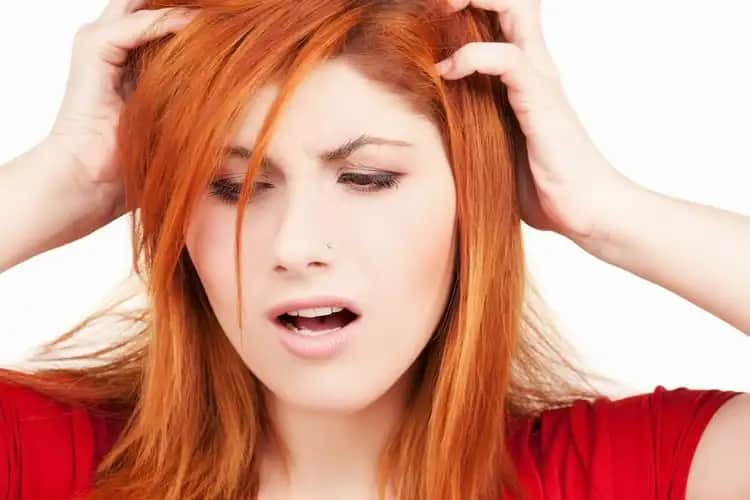 Yağlı Saç ve Kaşıntı Problemleri: Nedenleri ve Etkili Çözüm Yöntemleri