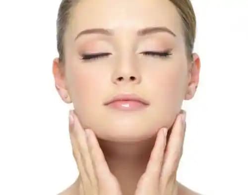 Yağlı Vücut Cilt Temizliği ve Bakımı İçin Bilimsel Rehber