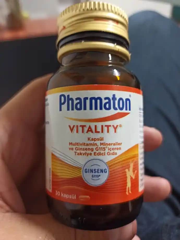 Yaşlılıkta Cilt Sağlığını Koruma ve Pharmaton’un Rolü Hakkında Kapsamlı Rehber