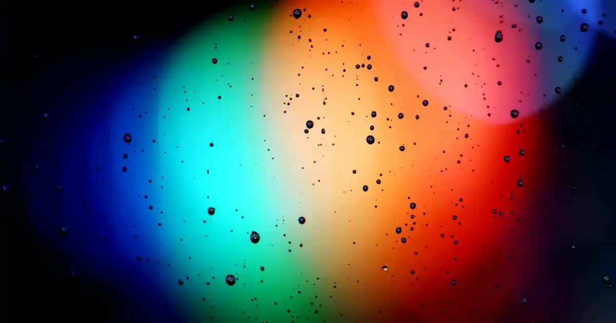 Yaz Aylarında Doğal ve Kalıcı Makyaj İçin Bilmeniz Gerekenler