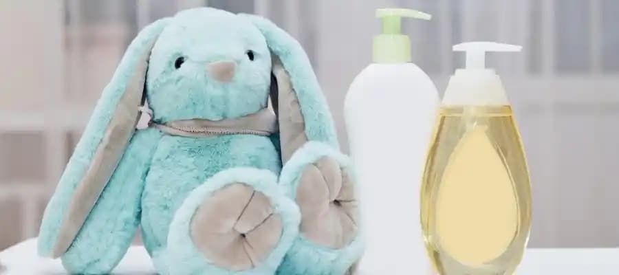 Yetişkinlerde Bebek Yağı Kullanımı ve Doğru Uygulama Yöntemleri Hakkında Detaylı Rehber