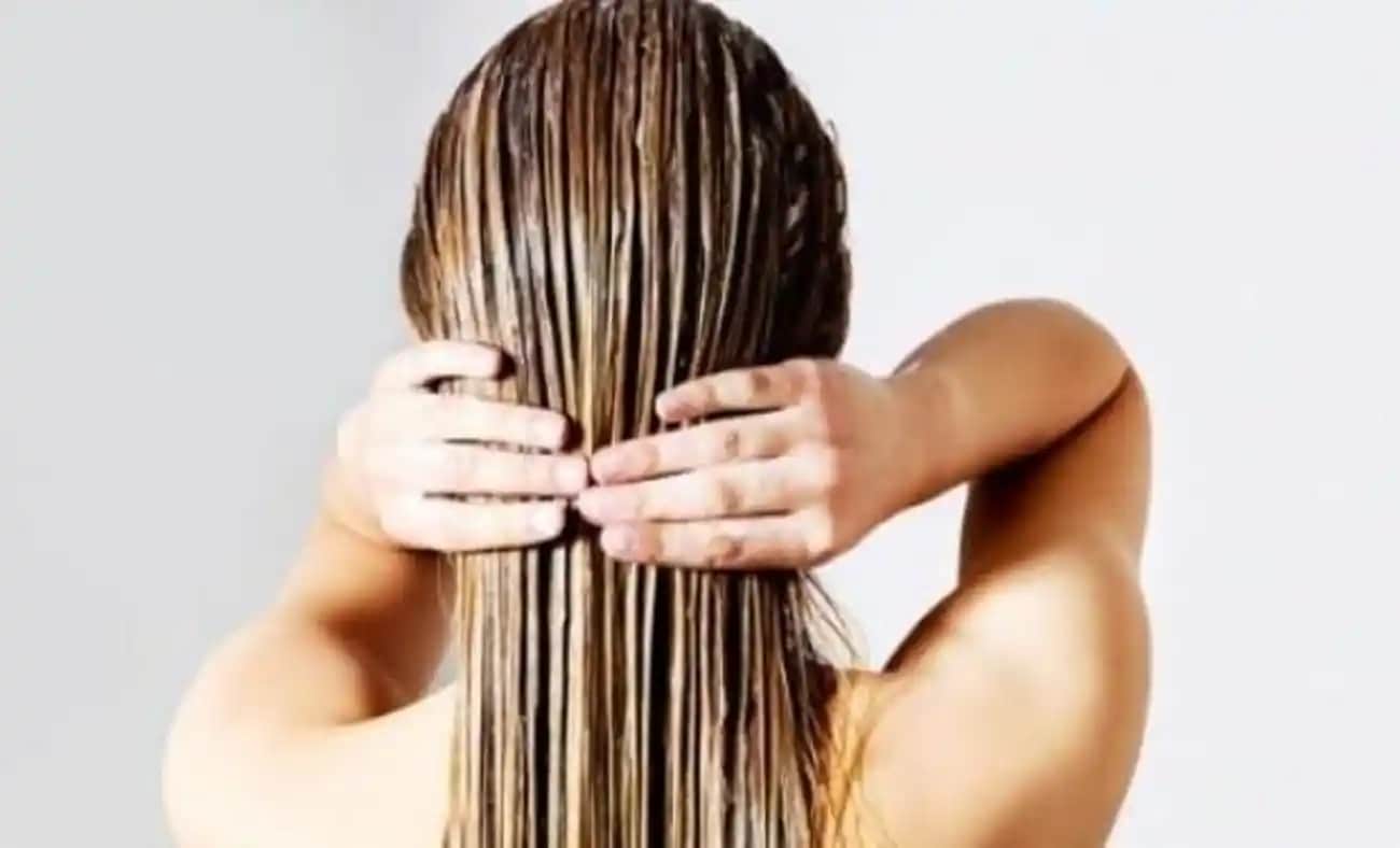 Yıpranmış Saçlar İçin Doğal ve Etkili Evde Saç Maskesi Tarifleri