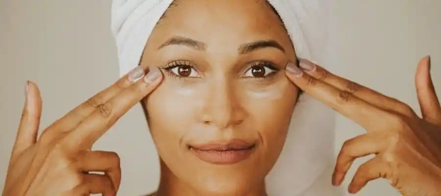 Yüzde Aşırı Yağlanma Nedenleri, Etkileri ve Etkili Çözüm Yöntemleri