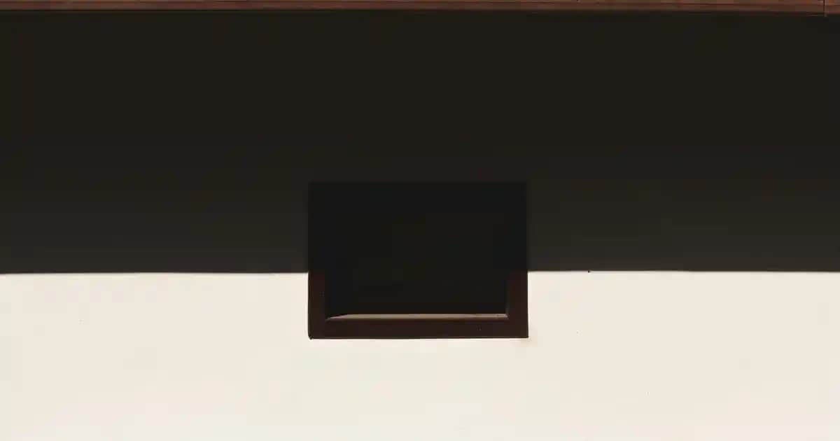 Yüzdeki Gözeneklerin Nedenleri ve Görünümünü Azaltma Yöntemleri