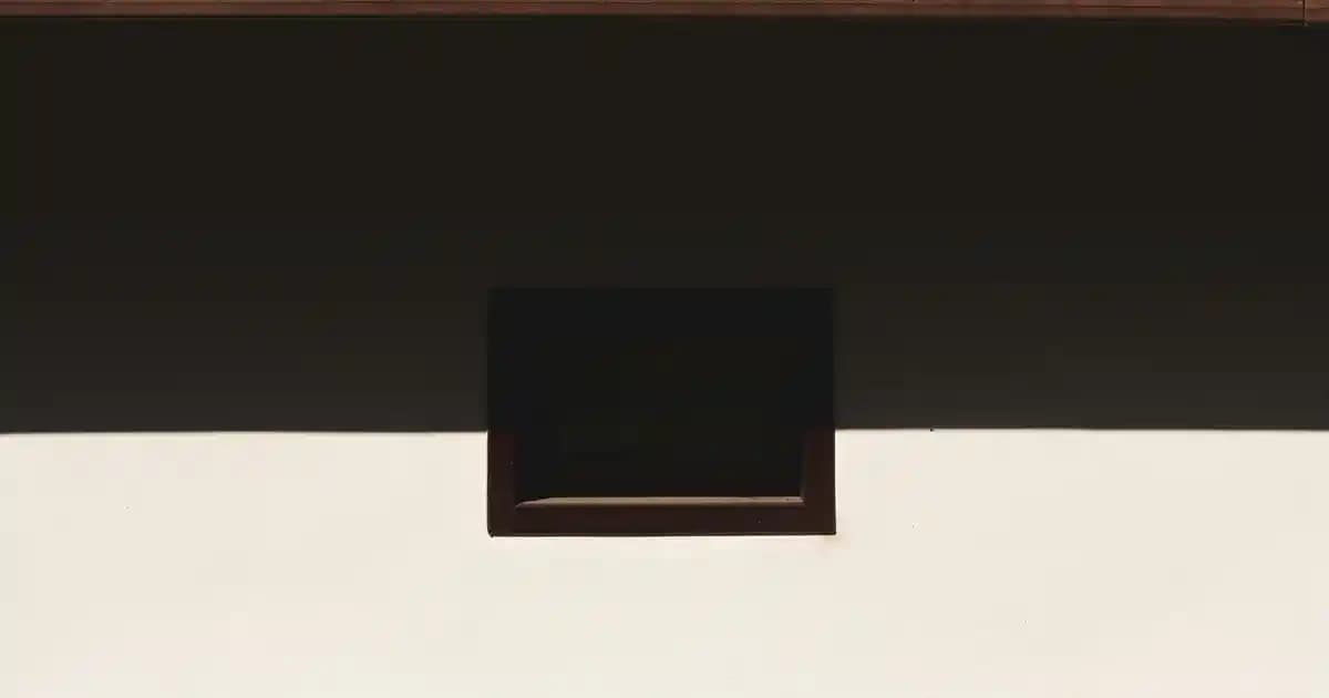 Yüzdeki Gözeneklerin Nedenleri ve Görünümünü Azaltma Yöntemleri