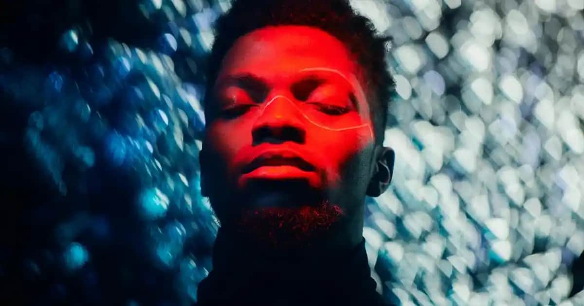 Yüzdeki Pütür Pütür Sivilceler Nasıl Geçer ve Etkili Çözüm Yöntemleri