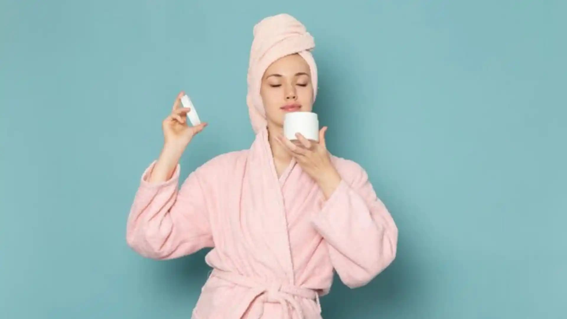 Yüze Ne Sürülür? Cilt Bakımı İçin Doğru Ürün Seçimi ve Uygulama İpuçları