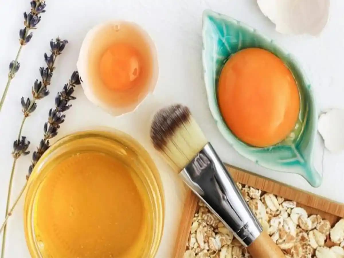 Saç Bakımında Yumurta Maskesi: Arama Sonuçlarının Sınırlı Verileri Üzerinden Değerlendirme