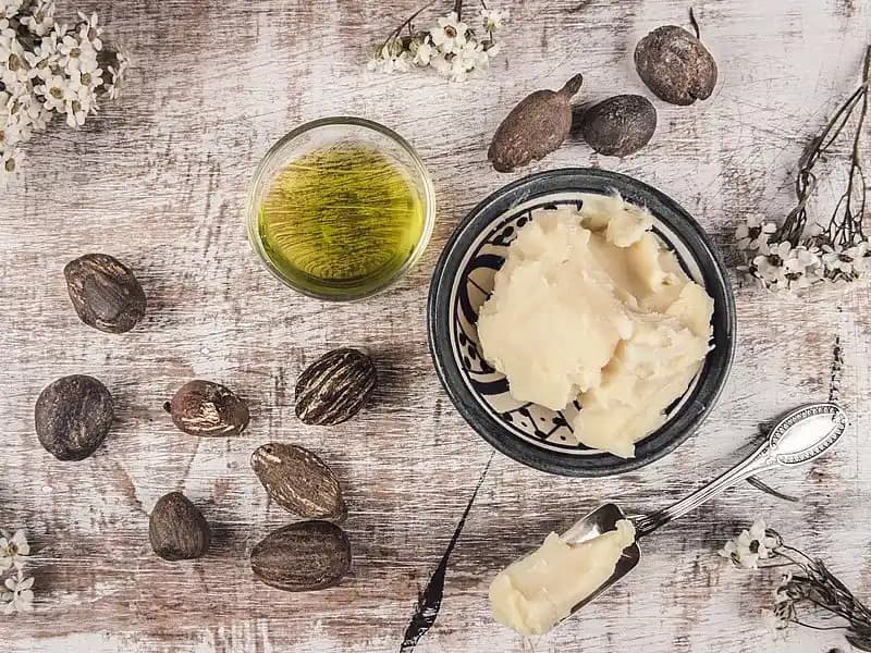 Shea Yağı Zararları ve Güvenliği: Mevcut Bilgi Durumu ve Değerlendirme