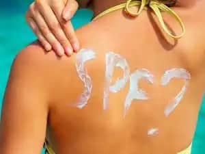 97 SPF Nedir ve Güneş Koruyucu Seçiminde Dikkat Edilmesi Gerekenler