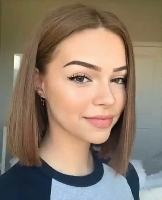 Açık Küllü Kahve Saç Rengi: Doğal ve Modern Bir Güzellik Sırrı