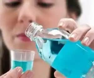 Ağız Çalkalama Suyunun Faydaları ve Doğru Kullanım Yöntemleri