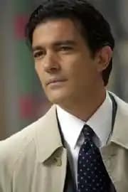 Antonio Banderas’ın 2025 Güzellik ve Boy Sırları: Doğallığın Gücü