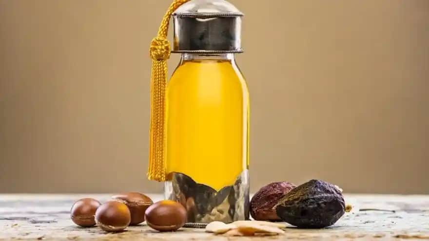 Argan Yağı Nedir ve Cilt ile Saç Bakımında Sağladığı Faydalar Nelerdir