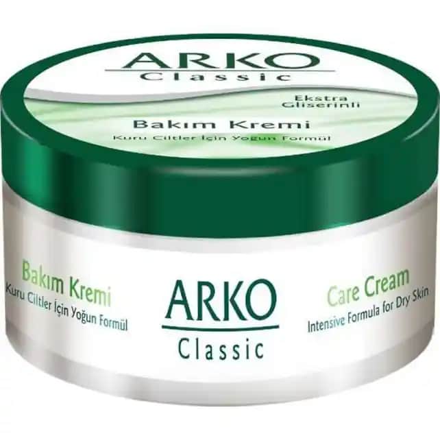 Arko Dudak Kremi: Çok Yönlü ve Doğal Dudak Bakım Ürünü Özellikleri ve Kullanım İpuçları
