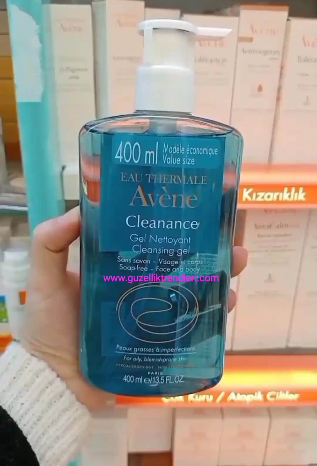 Avene Yüz Yıkama Jeli: Hassas ve Akneye Eğilimli Ciltler İçin Temizlik Çözümü