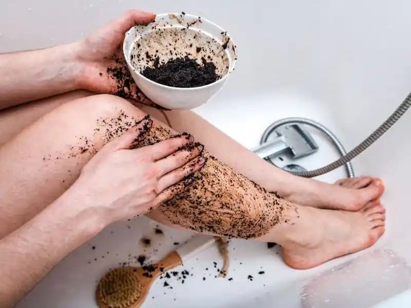 Bacak Peelingi Nasıl Yapılır ve Cilt Sağlığını Artıran En İyi Yöntemler